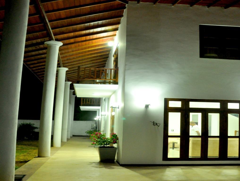 Villa 234 Boossa ภายนอก รูปภาพ
