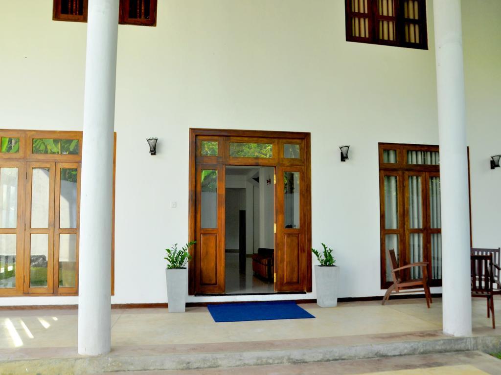 Villa 234 Boossa ภายนอก รูปภาพ